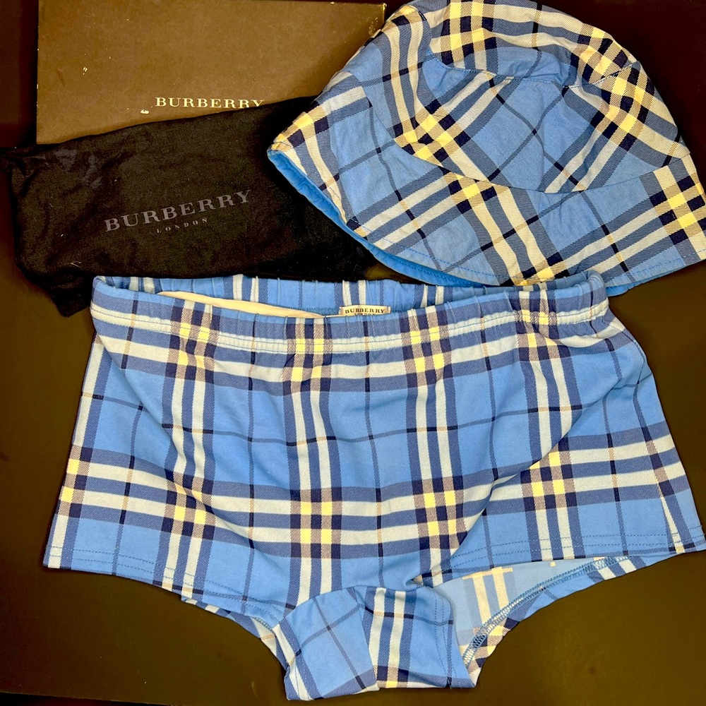 Burberry Men’s (M)  swim trunks W/matching reversible (L) Bucket hat.